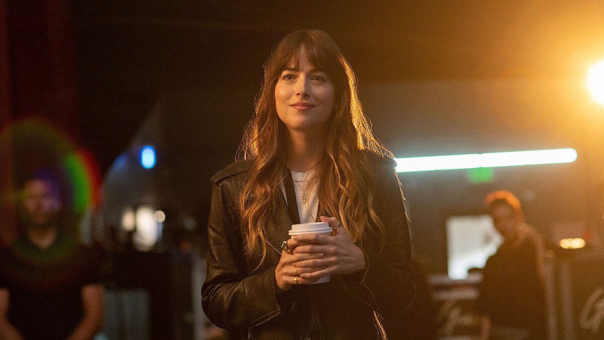 今天，你可能被懶惰打敗了，明天也被懶惰打敗了。沒關係，後天你要爬起來，努力打敗懶惰。