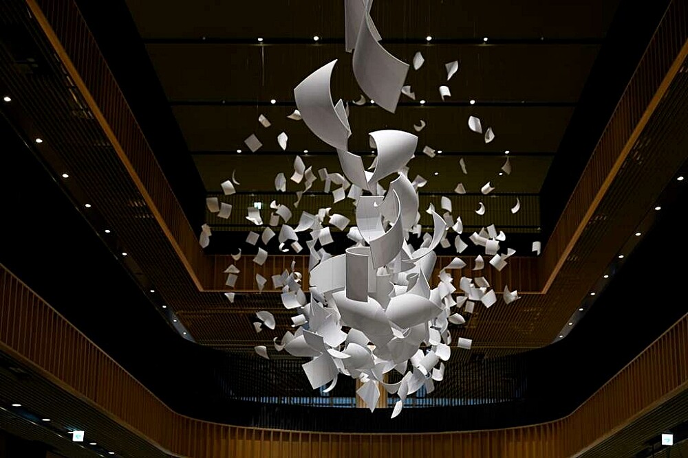 天井藝術「陣風 Gust of Wind」