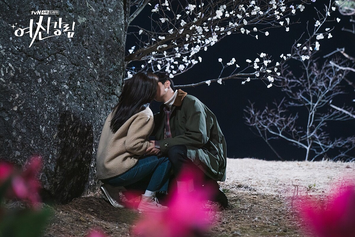 女神降臨/車銀優、文佳煐