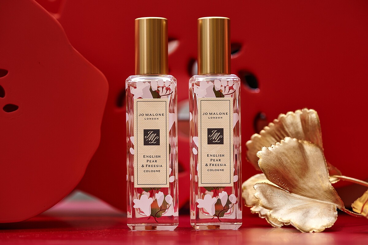 英國梨與小蒼蘭香水 新春限定版 30ml NT2,700、100ml NT5,400