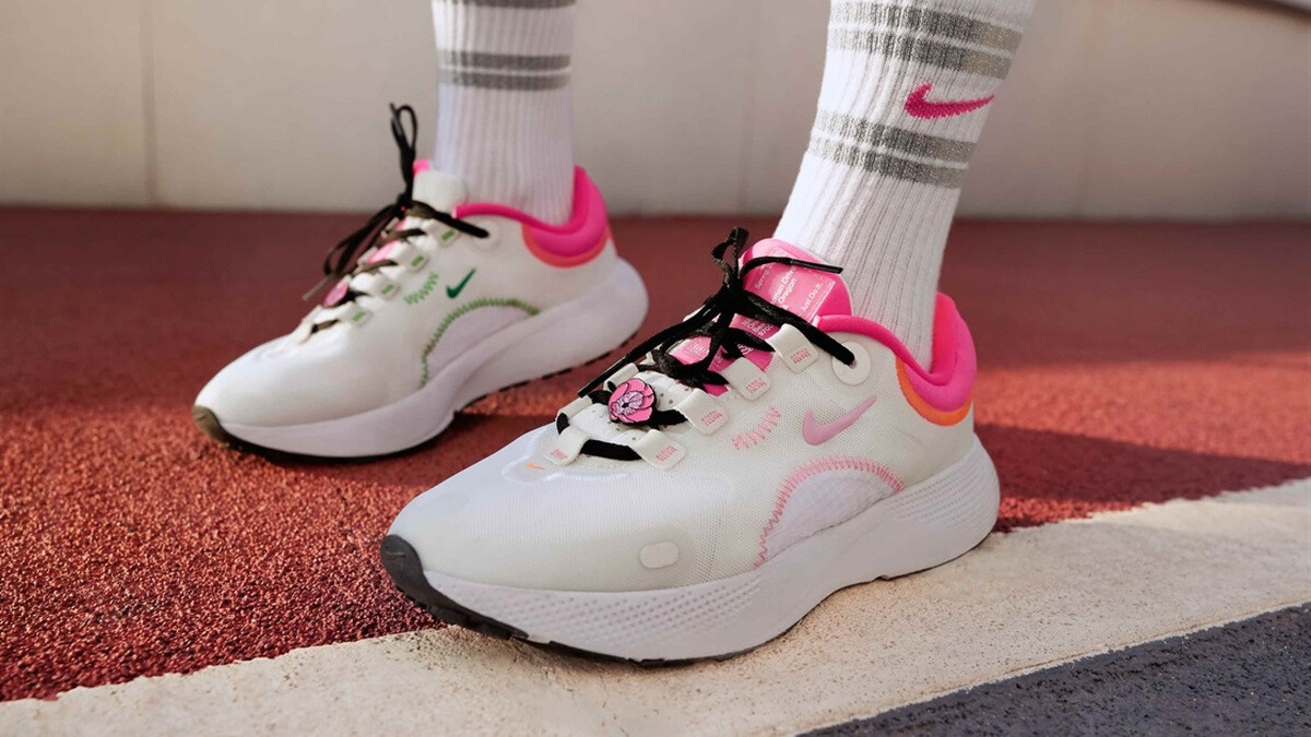 Nike新年限定系列，價格店洽