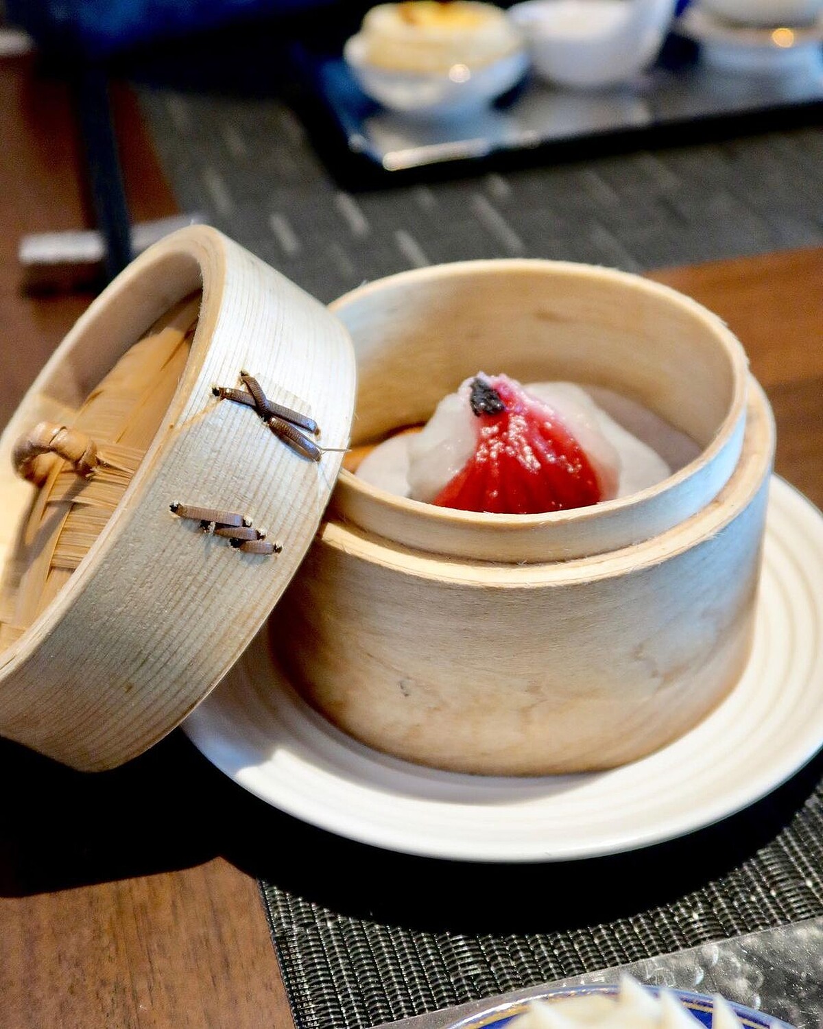 刺蝟叉燒包與松露海皇餃