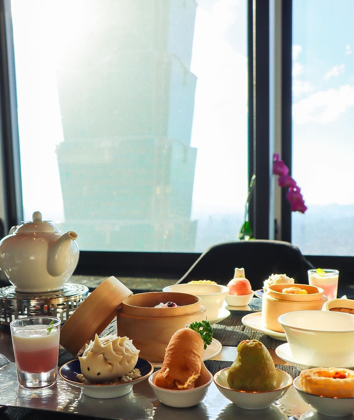 直接從座位看出去,就是台北城市美景