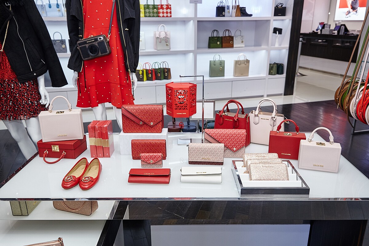 華泰名品城Michael Kors 2021春節活動：單筆滿NT12,000抵NT1,000、滿NT16,000抵NT1,600