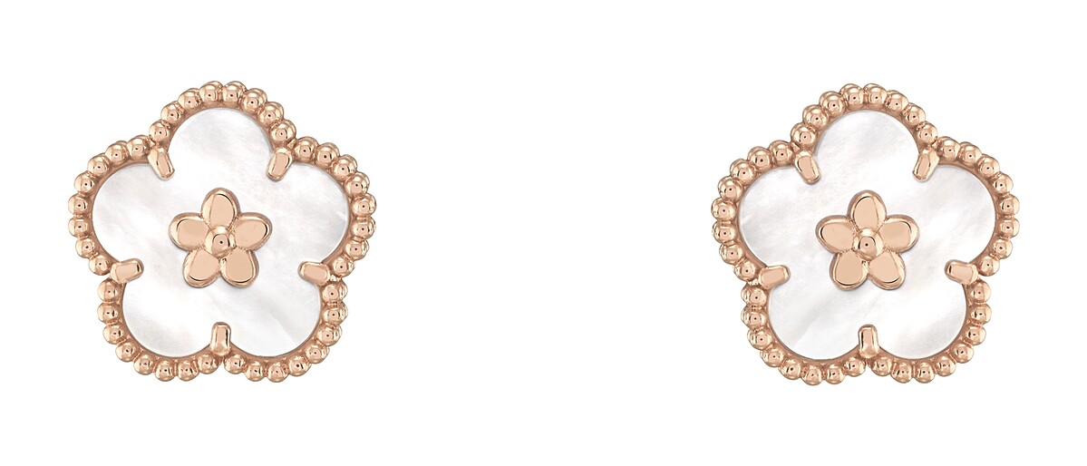 Van Cleef & Arpels (VCA) 梵克雅寶 Lucky Spring耳環，梅花造型，玫瑰金，白色珍珠母貝，建議售價約128,000元