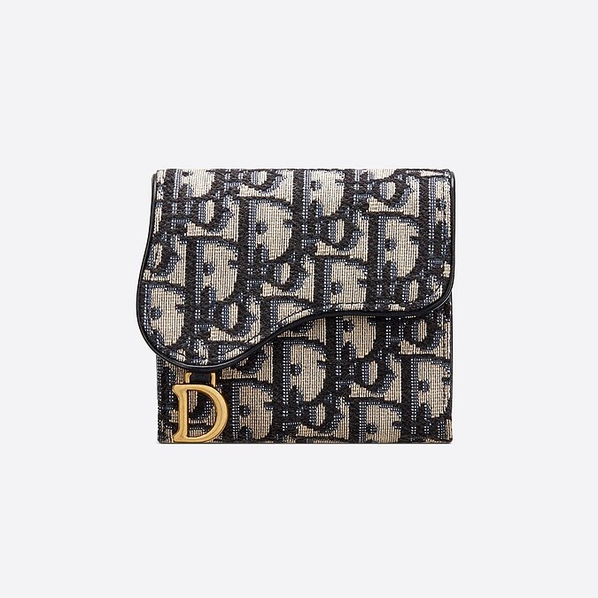 Saddle Lotus短夾，NT17,500