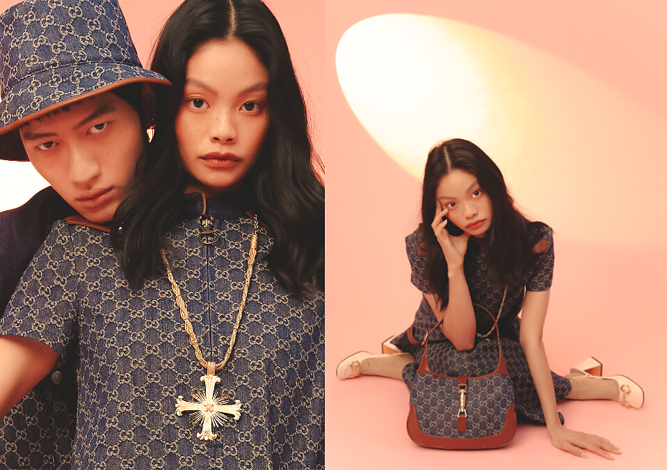 雙G 圖騰帆布漁夫帽、雙G 圖騰鐵灰藍環保水洗丹寧上衣、十字形古典裝飾項鍊、雙G 圖騰鐵灰藍環保水洗丹寧喇叭褲、Jackie 1961深藍手提包、Horsebit中低跟繫帶涼鞋、米白棉長襪。