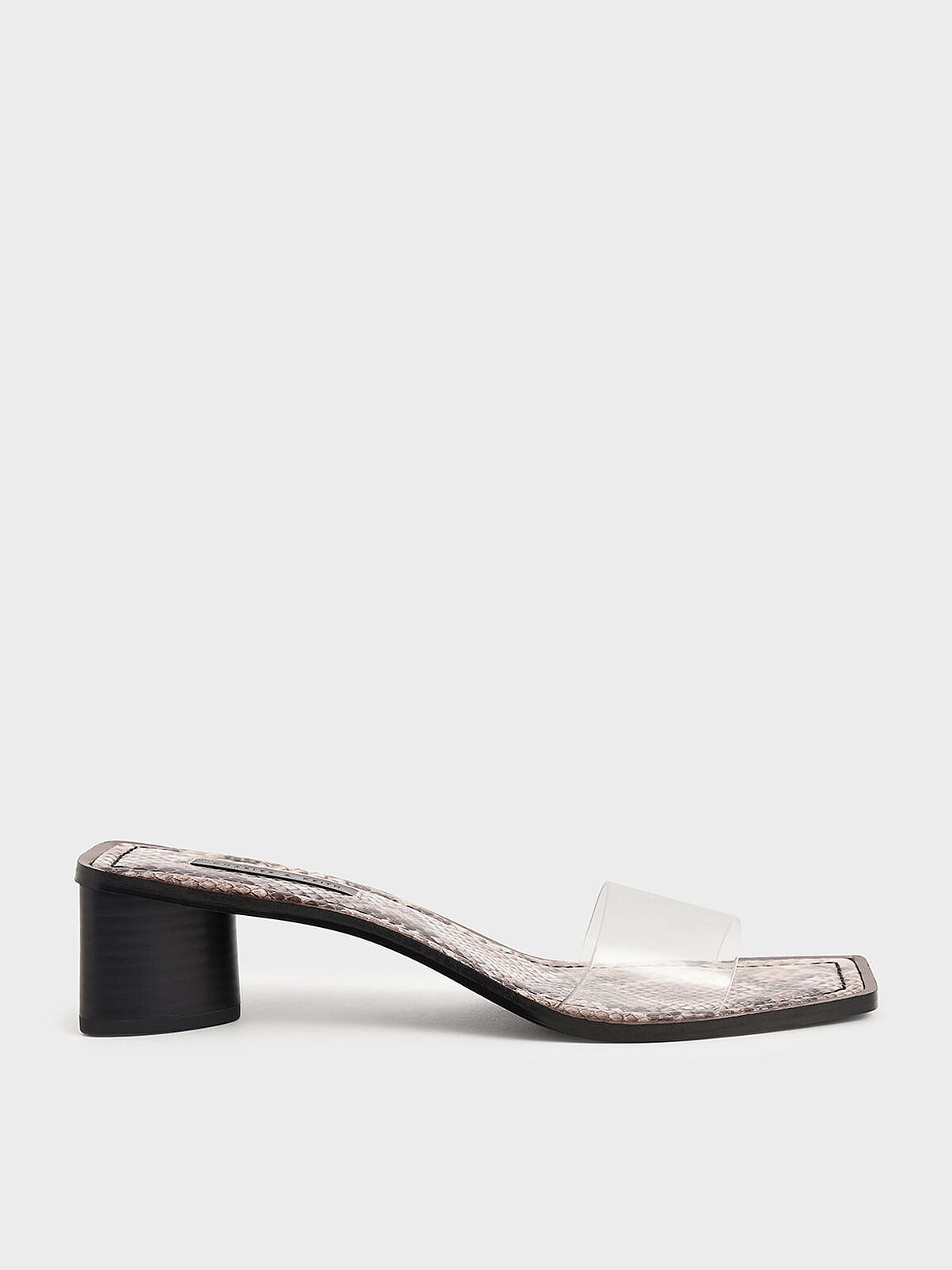 蛇紋果凍帶拖鞋,售價NT$ 1,590