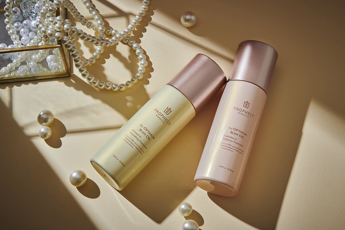 Prophecy Morocco鉑翡斯美體極萃油 賦活修護，售價NT2,190/120ml、Prophecy Morocco鉑翡斯美體極萃油 保濕透白，售價NT2,190/120ml。