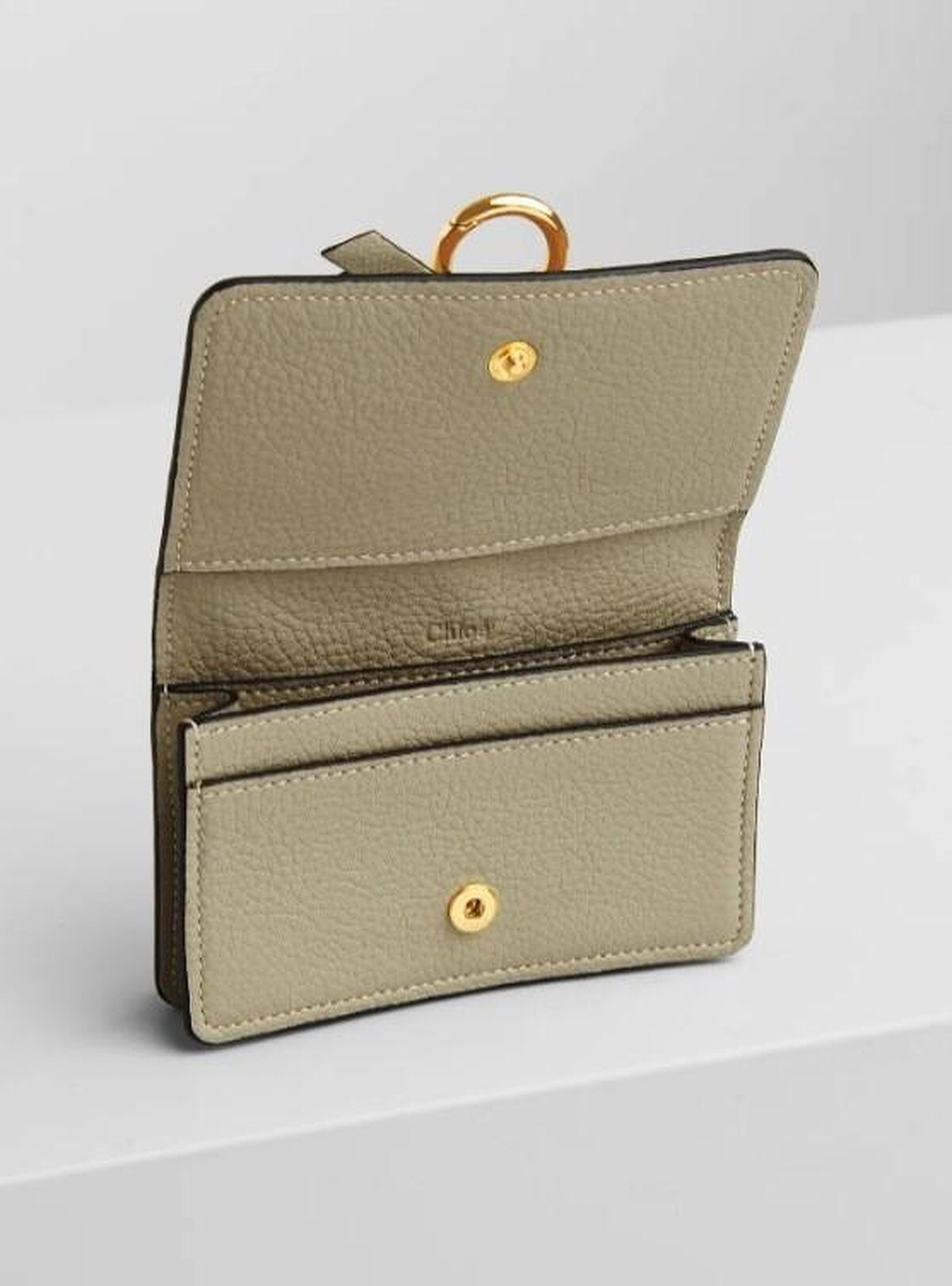 Chloe Alphabet卡套零錢包,約NT8,060