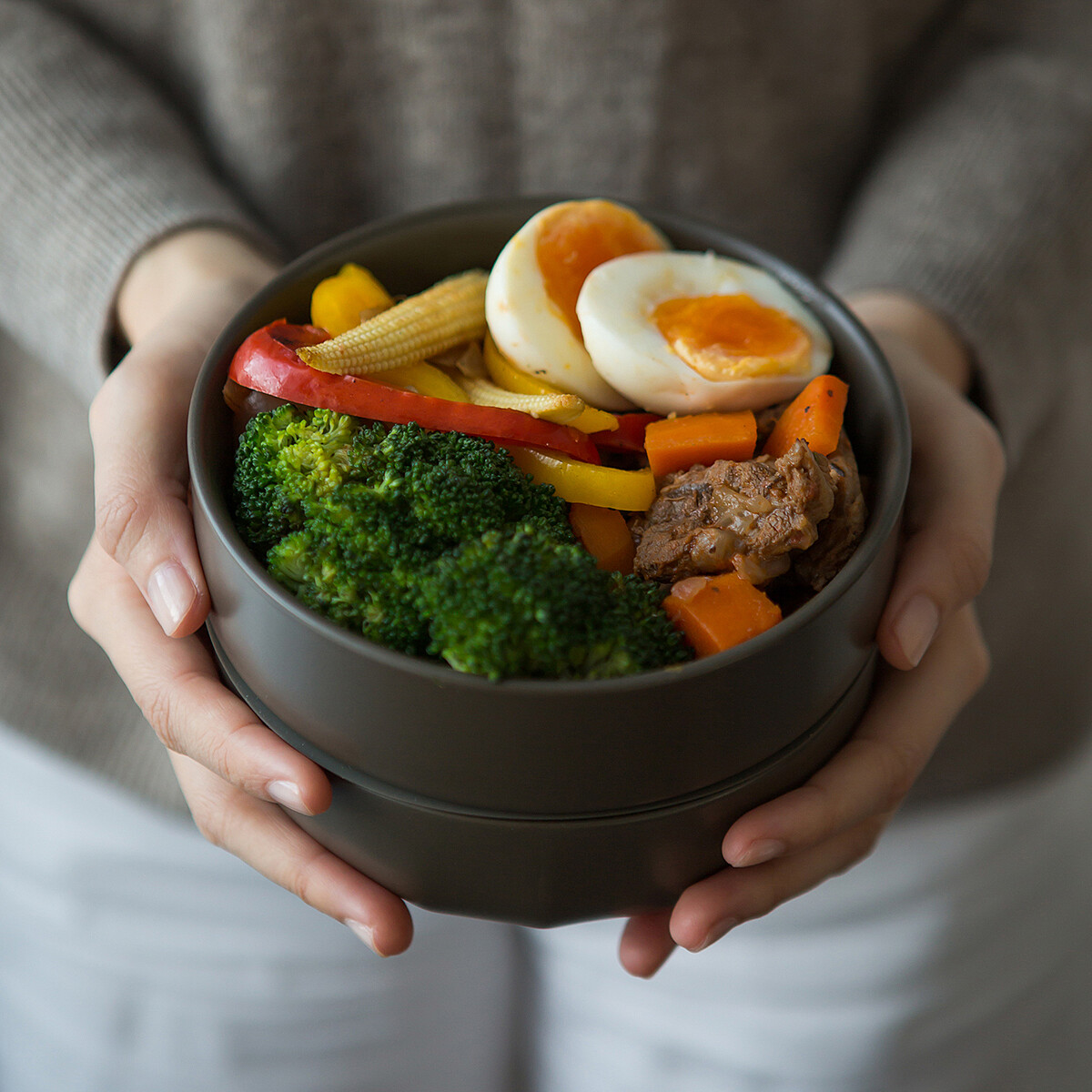 菜飯分離的兩層設計。