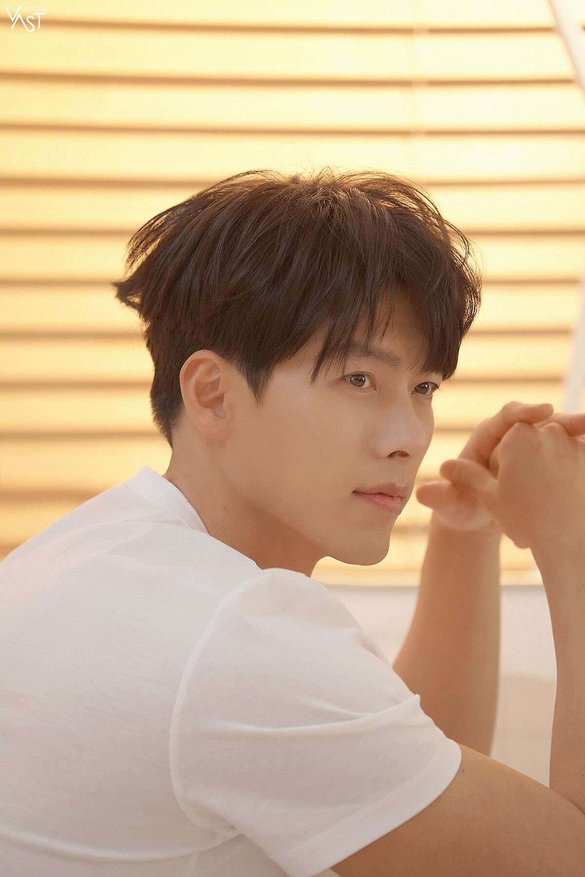 玄彬代言BODYLUV廣告大片