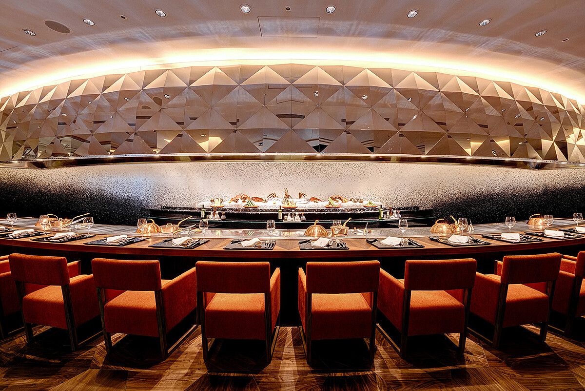 Ukai-tei Kaohsiung 主打劇場式的用餐體驗。