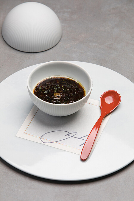 Memory 1997，僅使用松露和鴨肝兩種食材的經典料理，奠定了Chef Andr&eacute; 獨特的廚藝風格。