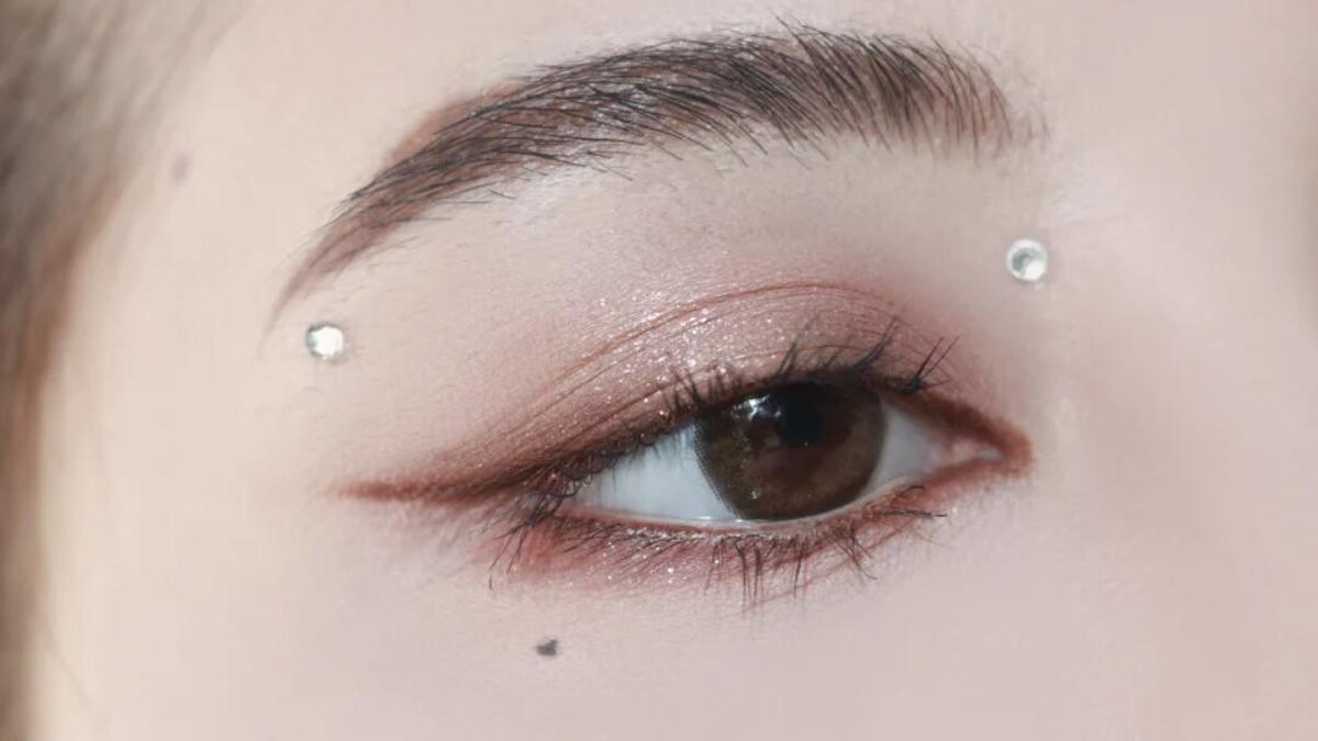 迪麗熱巴仿妝,圖片來源:小紅書@KassieLieu