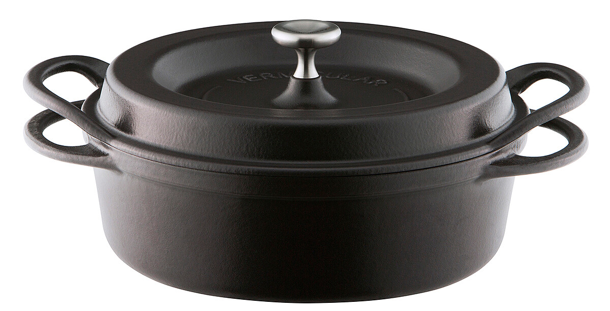 限量22公分琺瑯鑄鐵淺鍋上市。