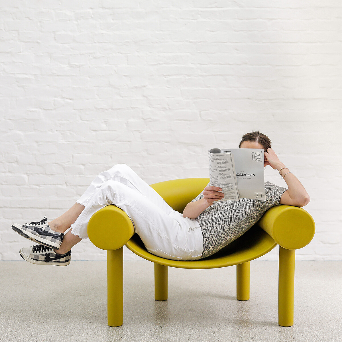 Magis - Sam Son 軟背休閒椅,NT21,400元(共有三色)。