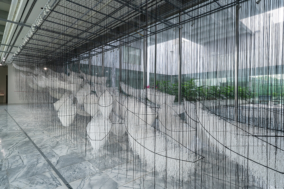 塩田千春，《去向何方？》，2017/2021