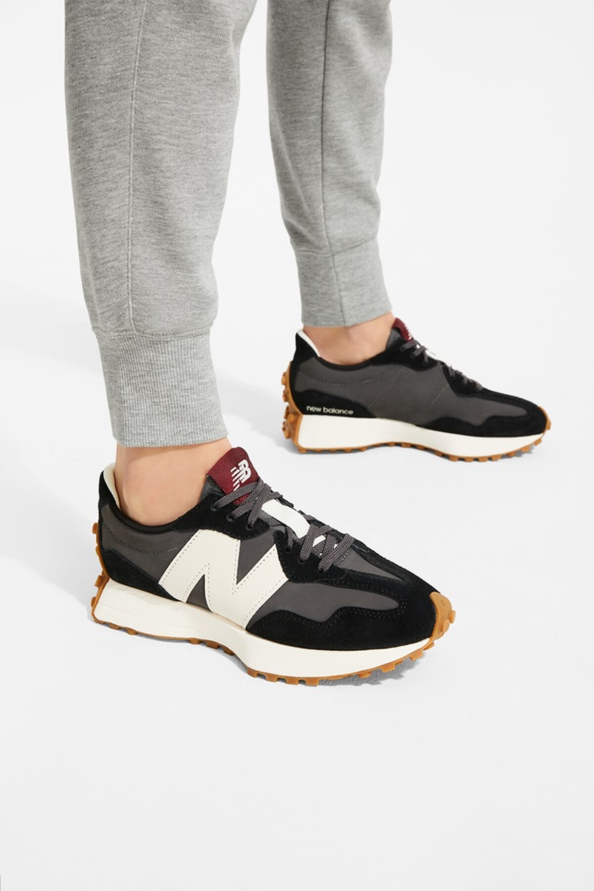 New Balance NB327皮革系列