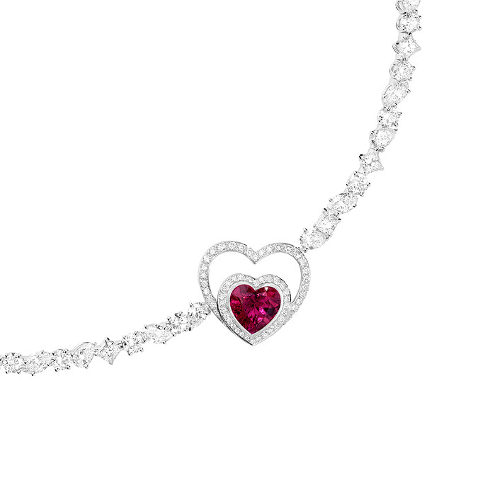 PRETTY WOMAN AUDACIOUS High Jewelry紅碧璽和鑽石項鍊NT$3,560,000 