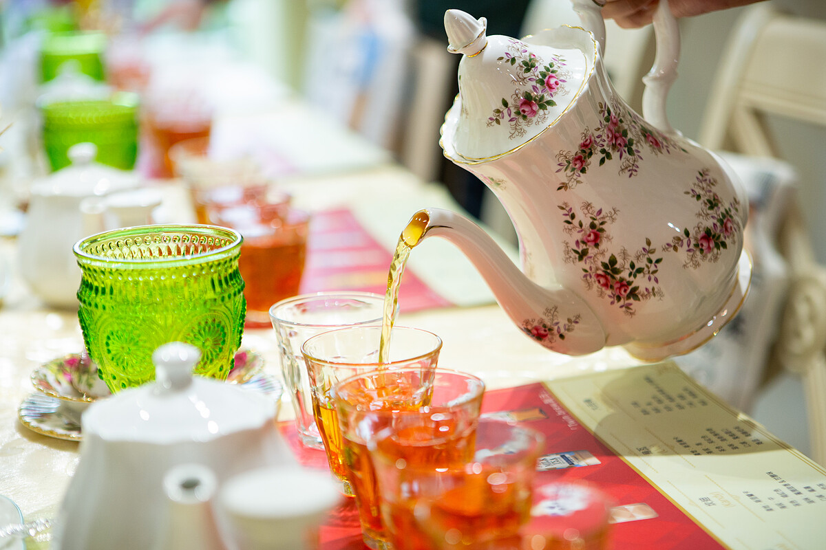 來自五大產區的紅茶茶葉，蘊育出每種午後の紅茶的獨有風味