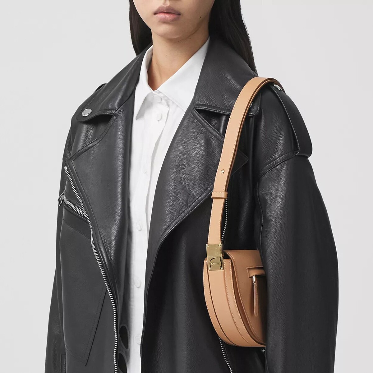 Burberry 中型皮革Olympia包，NT79,000