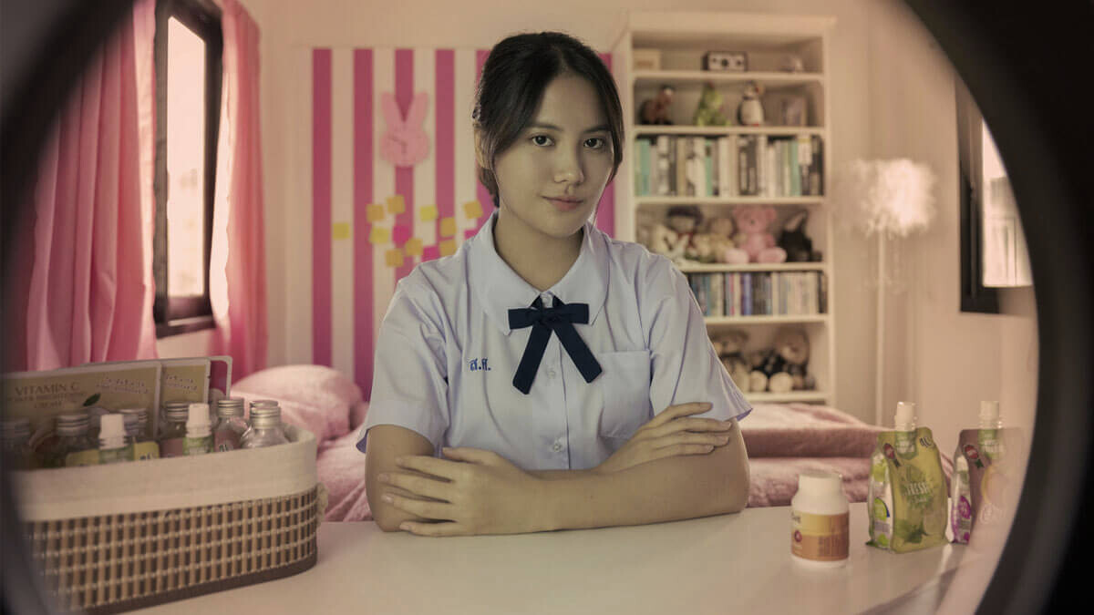 Netflix《轉學來的女生2》評價兩極