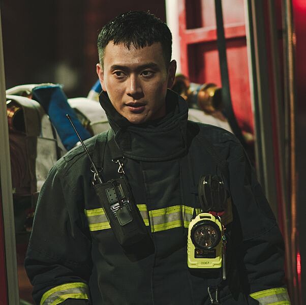 「戲劇黑馬」劉冠廷在劇中追隨正義且樂於助人的個性深深吸引觀眾