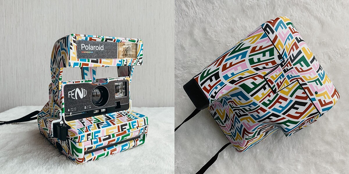 本台相機為Polaroid OneStep Close-Up 600的機型：110mm鏡頭、f/10光圈，4'到無限遠的定焦鏡頭，加上滑動式特寫鏡頭（用於2'-4'的照片），內置閃光燈（附手動模式），可使用Polaroid 600相紙。售價NT$31,500