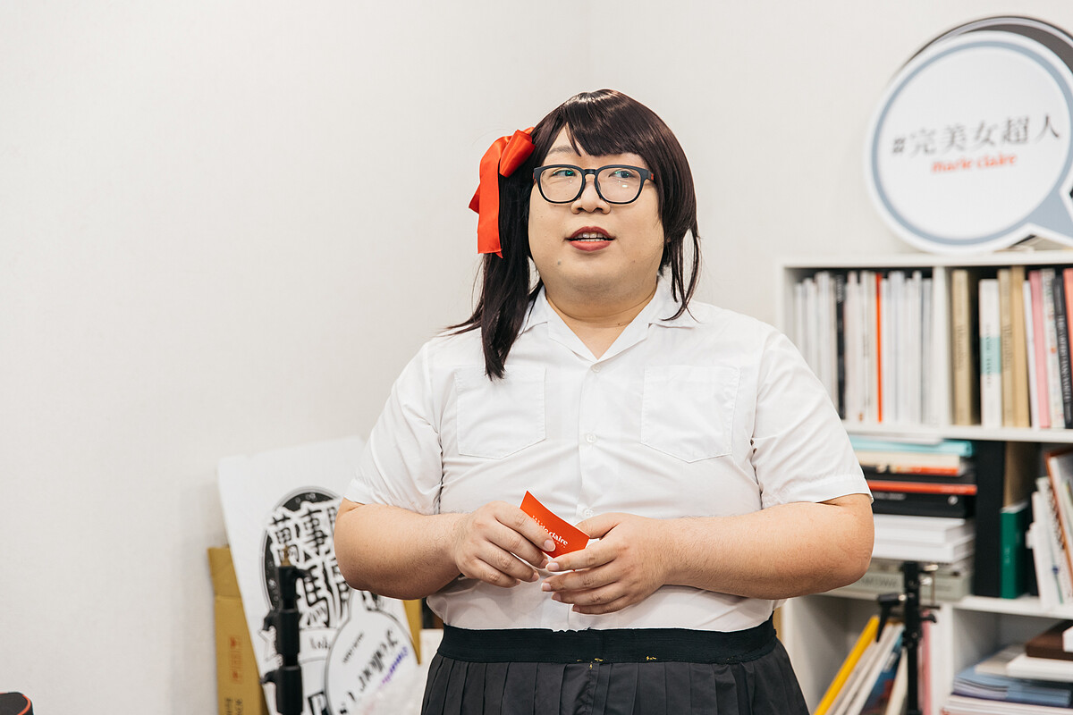 Alizabeth 娘娘 化身暗黑新角色「由里」