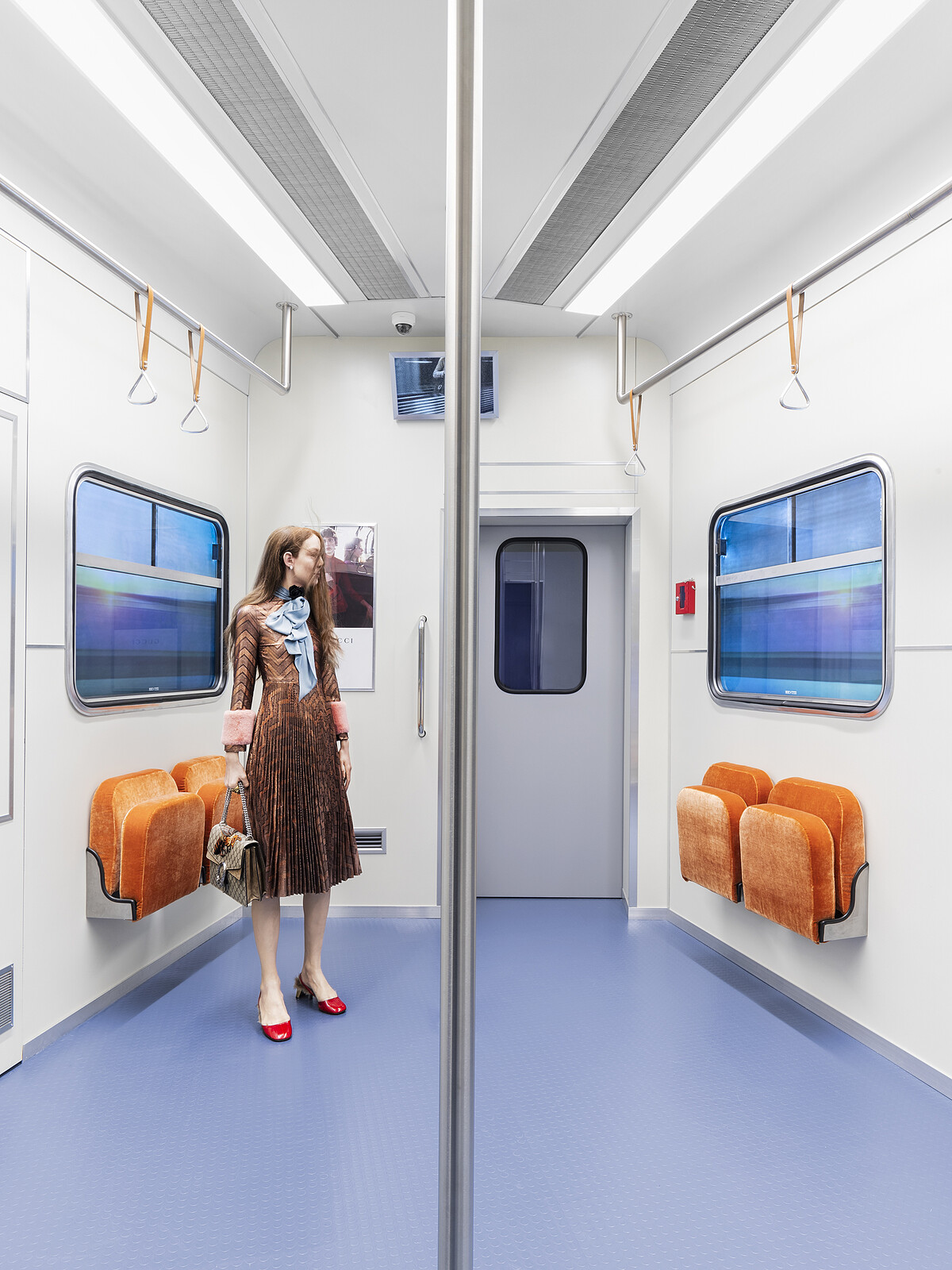 Alessandro Michele 2015年剛上任時所推出的秋冬系列《Daydream》，以美國洛杉磯的地鐵場景發想出一系列的服飾