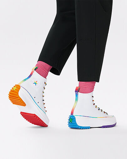 Converse Pride Run Star Hike，售價115美元