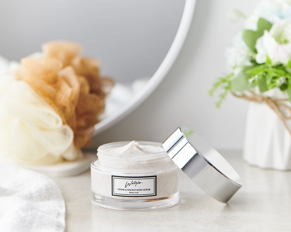 Wstyle雪松與核桃身體去角質霜100g,NT880