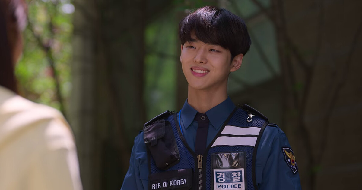 Netflix《我是遺物整理師》「鮮肉警察」PENTAGON 洪碩