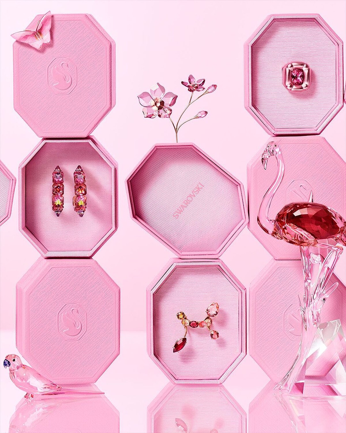 Swarovski全新八角形包裝盒