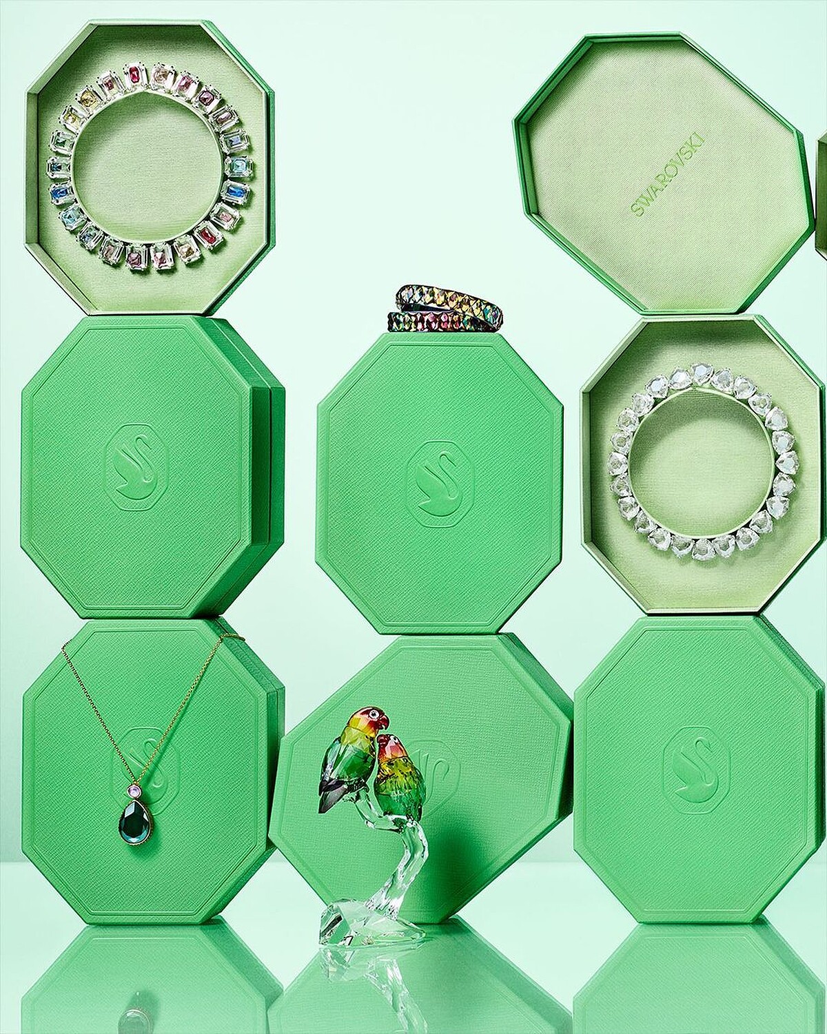 Swarovski全新八角形包裝盒