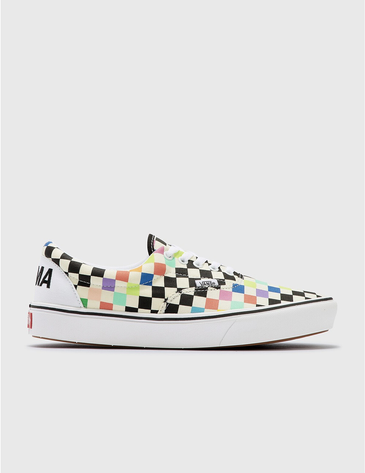 Vans x MoMA ComfyCush Era 低筒帆布鞋，NT1,466