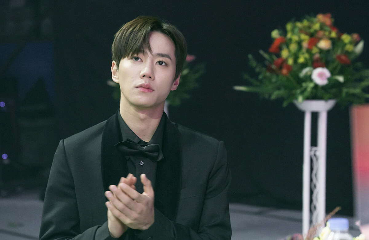 《Imitation》男主角 U-KISS濬榮