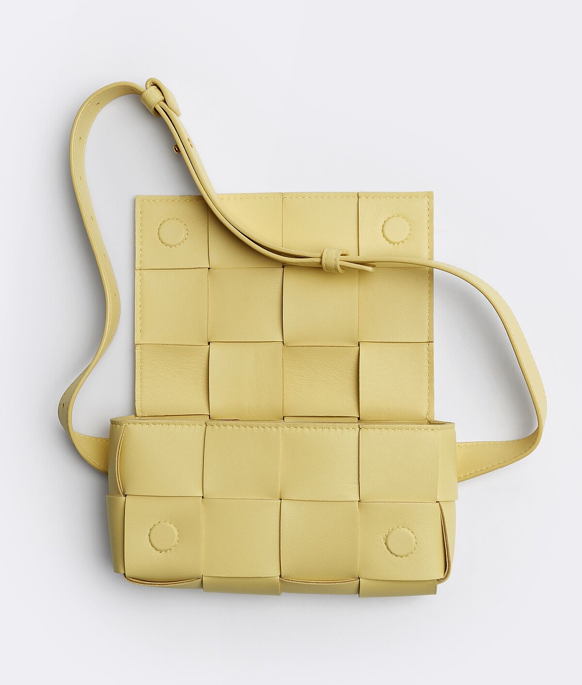 Bottega Veneta編織腰包，NT 39,700