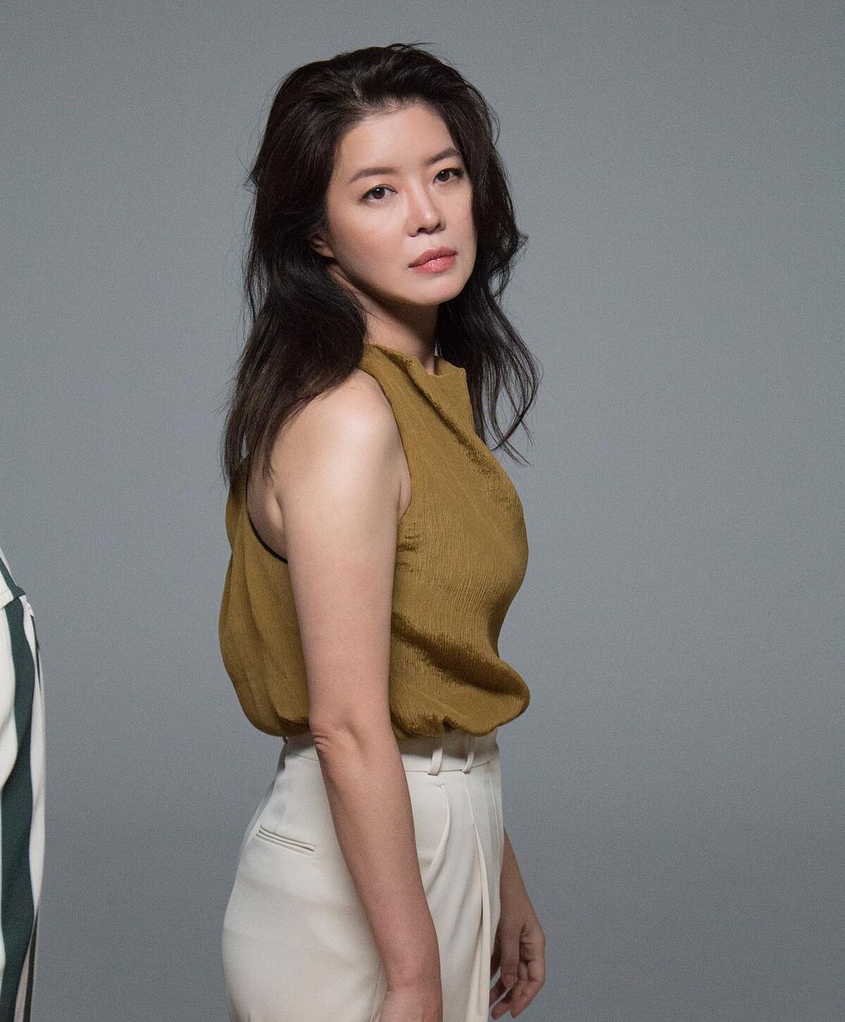 金麗珍不演壞人拍時尚照,好感度提升!