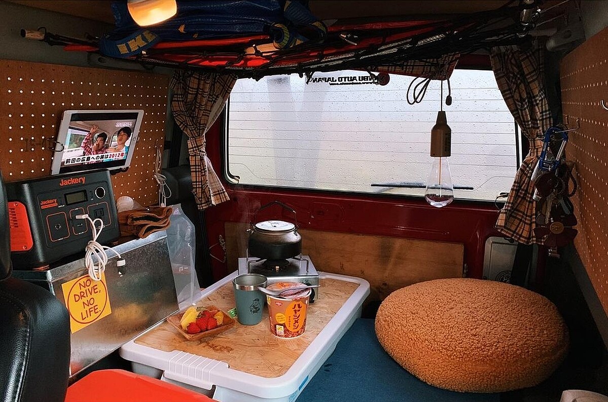 偶爾也會吃泡麵。（Photo by @nao___chu）