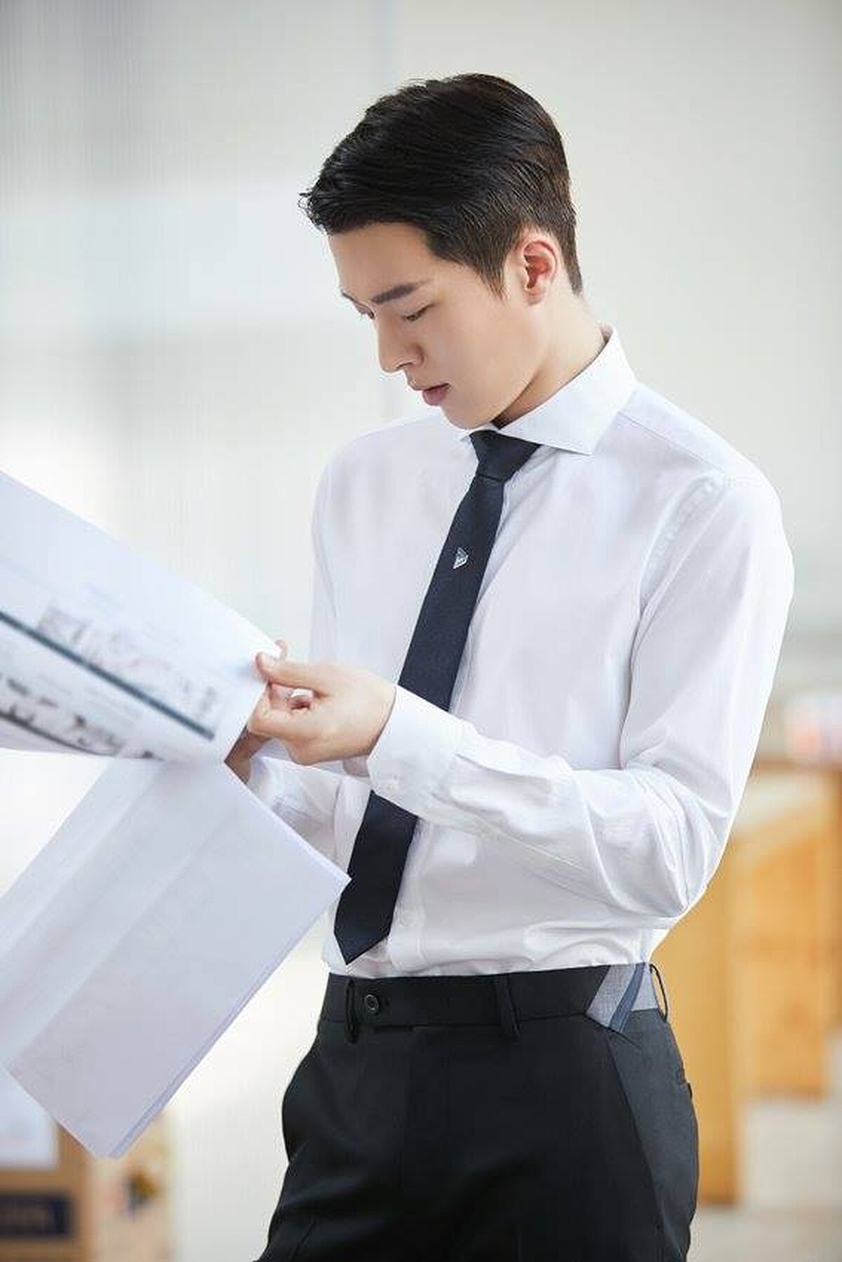  10張照片證實 張基龍是「美尻王子」