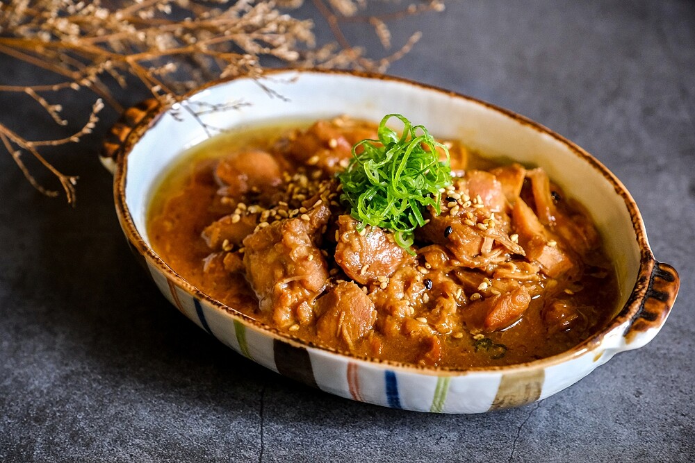 《阿鑫小料理》桂丁雞土手煮