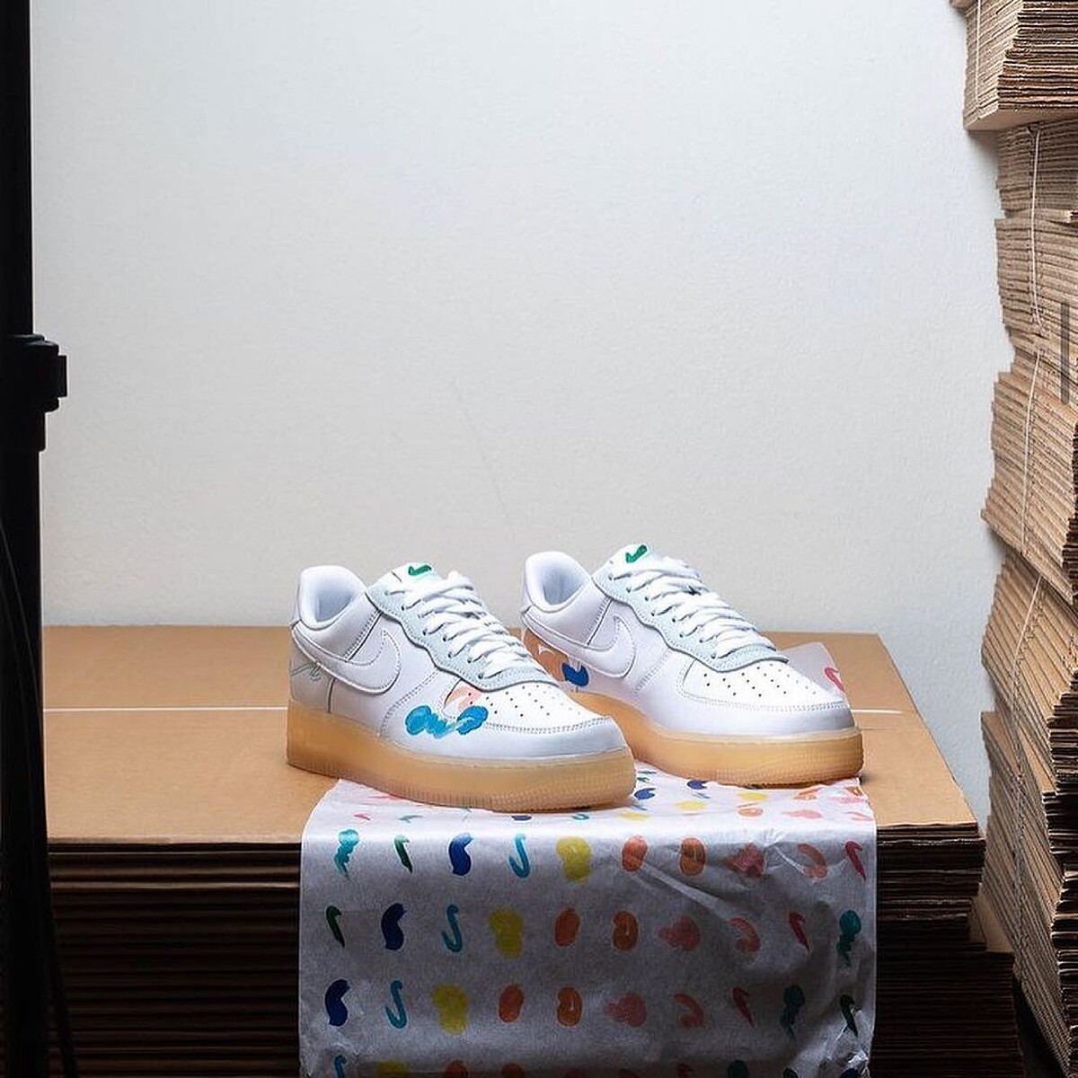 Nike Air Force 1，NT4,500