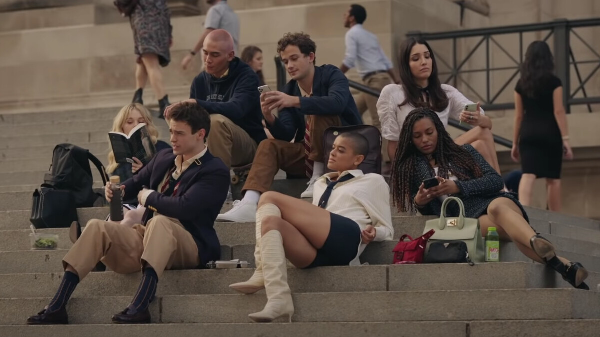 新版《花邊教主Gossip Girl》預告曝光！18歲精靈系Emily Alyn Lind接棒女主角，鮮肉男星也沒在少