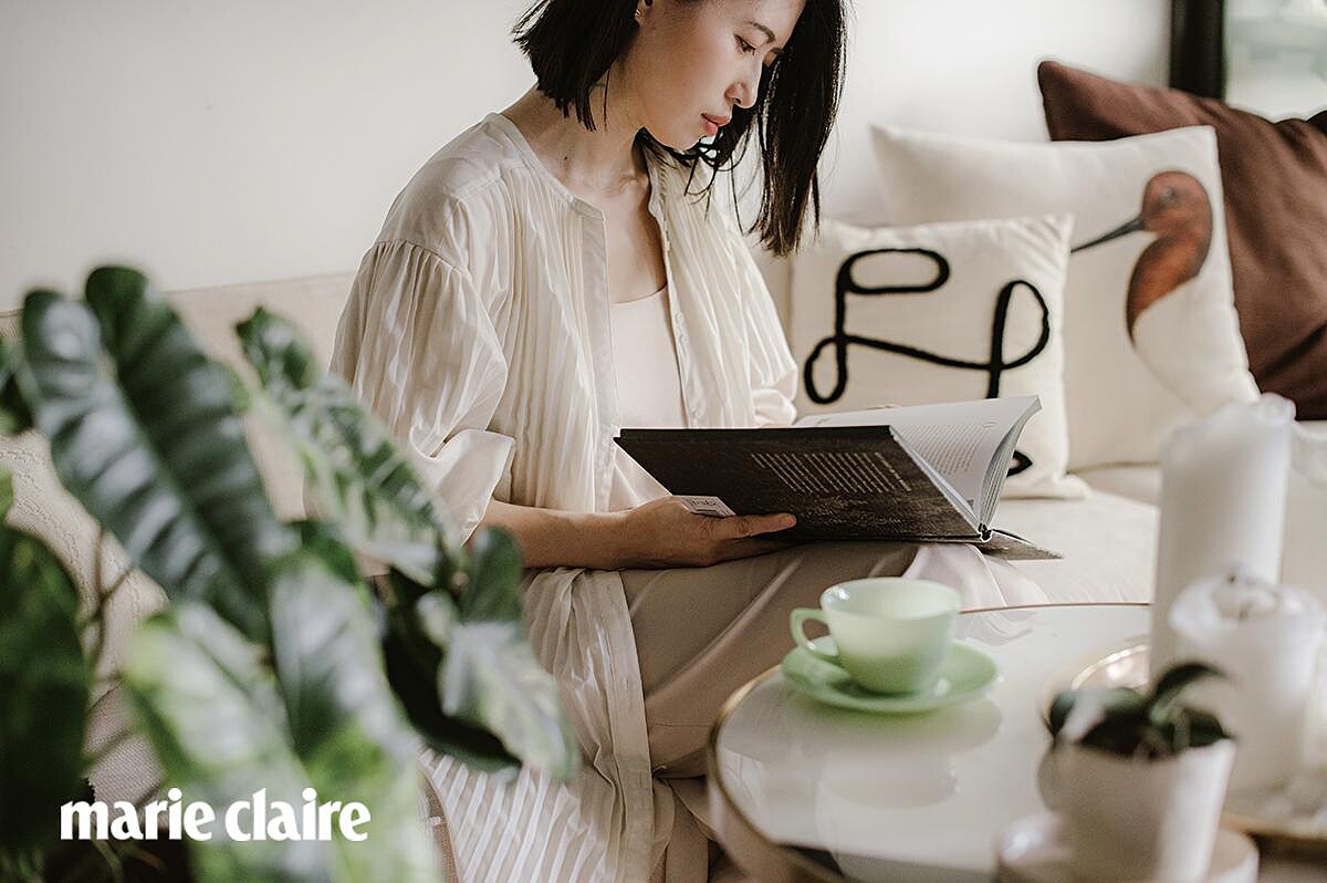 12:00am 備課、規劃設計圖：Plant more Plants 有室內植栽規劃的服務，陽台空間為多數，其餘是商業空間的植物規劃，如果遇到不需要外出時，通常都是趁著空檔畫設計圖或是準備授課教材內容。