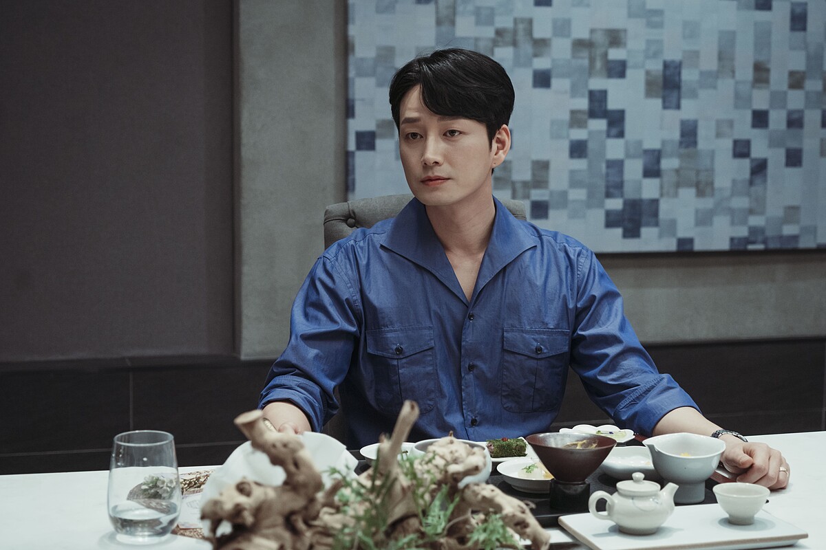 36歲 李賢旭《我的上流世界》被封「國民渣男」