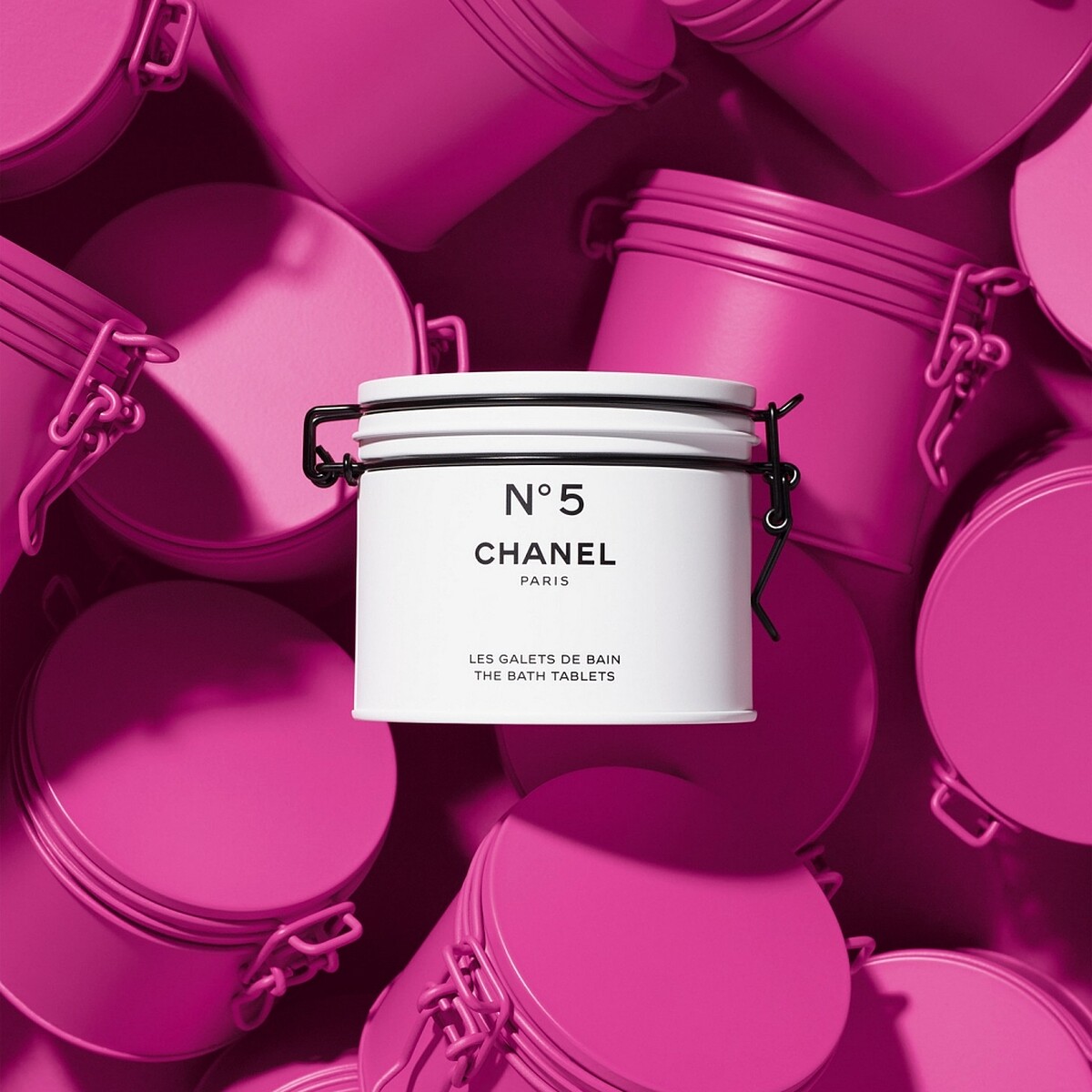 香奈兒5號工場收納盒香氛沐浴球10x17g，NT2,460