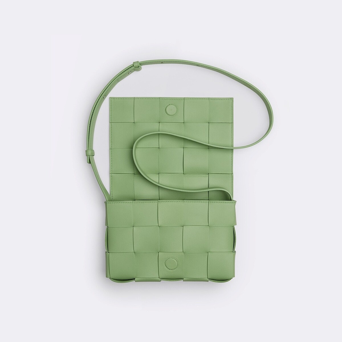 Bottega Veneta Cassette，NT66,100