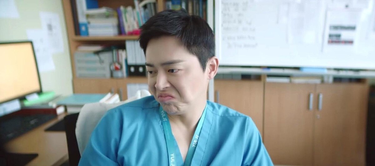  《機智醫生生活2》曹政奭「淘氣翊晙」根本「人間表情包